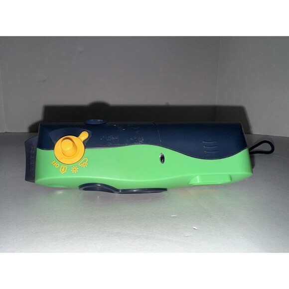 Polaroid i-Zone Green Instant Film Pocket Camera & Wrist Strap Vintage 2000 - Picture 5 of 10